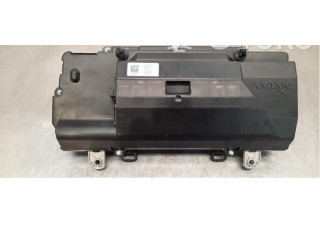 Панель приборов 36010422 Volvo XC40