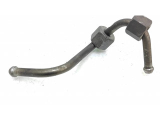 Трубка (трубки) для подачи топлива в жиклеры