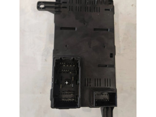   Pojistková skříňka 919584D060   KIA Carnival 2007