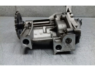 Масляный насос   7700600532  Nissan Micra 