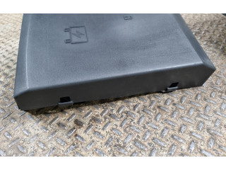 Pojistková skříňka 19210437, 15097981 Cadillac Escalade 2007