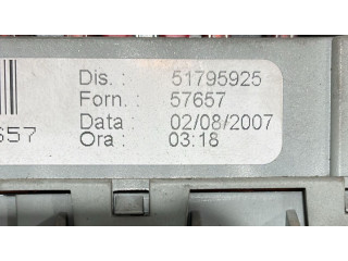 Блок предохранителей 51795925, 51795925 Fiat Idea