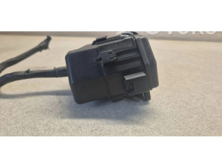 Vstřikovač 8266042020, 9098702025 Toyota Land Cruiser (J120)