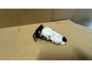 Zámek zadních dveří Mitsubishi ASX 2013