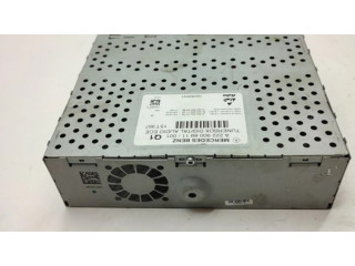 Радио/ проигрыватель CD/DVD / навигация