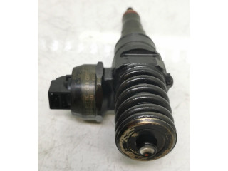 Форсунка 038130073b, 32372fr    Audi A3 S3 8P  BLS 