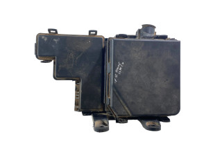 Блок предохранителей 243826FL0A Nissan Rogue