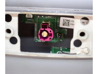 Дисплей 108954300I Tesla Model 3