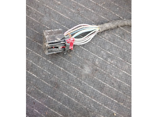 Зеркало электрическое Volkswagen Touran II 2010 - 2016 года