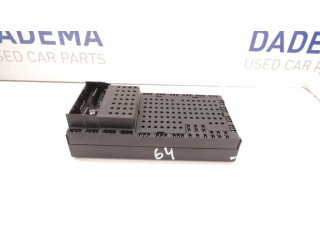 Блок предохранителей 30679527, D64   Volvo XC70    