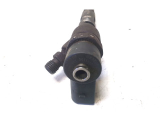 Vstřikovač 0445110158   Audi A8 S8 D3 4E    ASE 