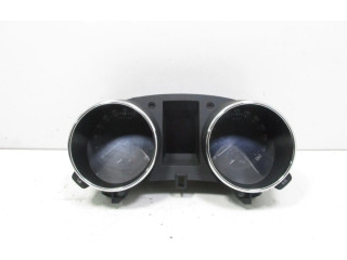 Панель приборов 5L0920840M   Skoda Yeti (5L)       