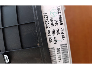 Панель приборов 30682277   Volvo V70       
