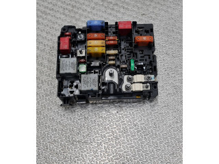 Блок предохранителей 9804848580 Citroen Berlingo