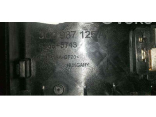 Pojistková skříňka 3C0937125A Volkswagen PASSAT 2013