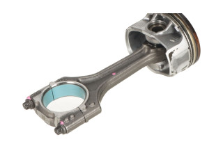 Шатун 06H198401D Audi Q2 -