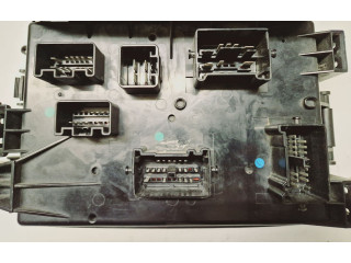 Блок предохранителей P68105528ADA, 68044658AA Dodge Challenger