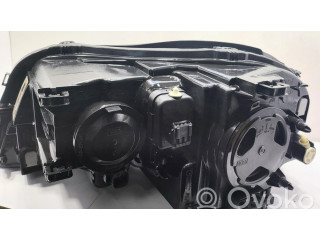 Передняя фара  