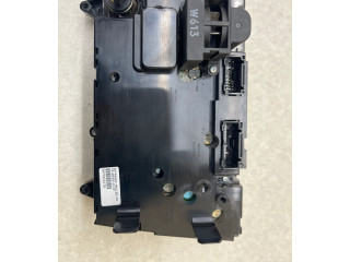 Блок управления климат-контролем 30746022, 06W18E04   Volvo XC70