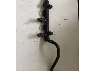 Топливная рампа 03E133320A   Volkswagen Polo III 6N 6N2 6NF  