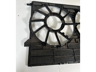 Вентилятор радиатора     4M0121207A    Audi Q8 