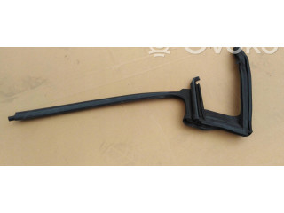 Уплотнительная резина (на багажник дверях) Ferrari F8 Spider 2019 - года