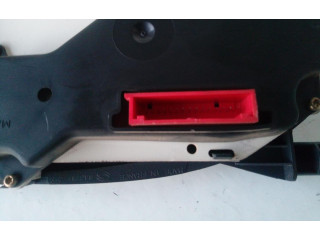 Спидометр (приборный щиток)    Renault Clio II   