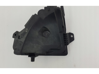   Pojistková skříňka    Audi A8 S8 D4 4H 2013