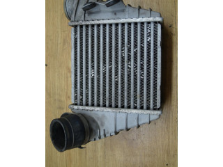 Интеркулер 1J0145805D Skoda Octavia Mk1 (1U)