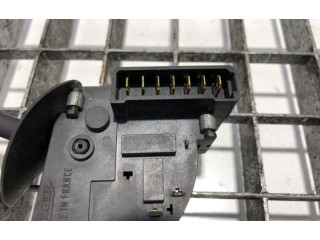 Переключатель дворников Renault Trafic I