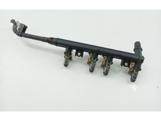 Vstřikovací lišta 3219018301 Fiat Punto (188)