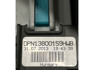 Блок предохранителей  DPW13800159HWB, 31072013   Volvo V70    