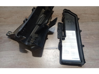 Блок предохранителей 9494210, 9494211 Volvo S60