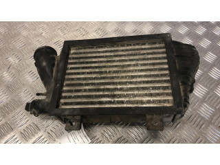 Интеркулер 701145805A Volkswagen Transporter - Caravelle T4 2.5