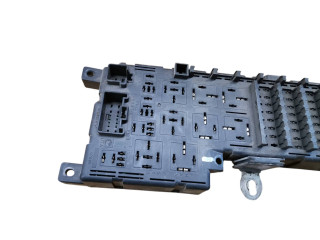 Блок предохранителей 9452993, 518322110 Volvo S60