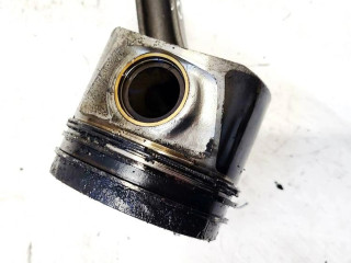 Поршень с шатуном Mitsubishi Outlander для дизельного двигателя 2.0