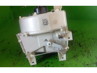 Вентилятор печки       Mitsubishi Colt