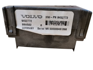 Блок предохранителей 9452772, 99W502   Volvo S80    