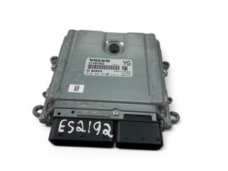 Блок управления двигателем Блок управления 31392982, 0281030782   Volvo V70