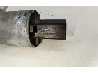 Топливная рампа Volkswagen Golf VI для двигателя CAYC