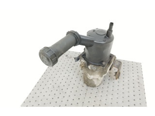 Насос усилителя руля Citroen DS5  2011 - 2018 года 9676772980      