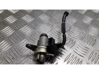 Замок задней крышки (наружный)