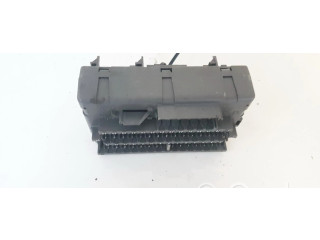 Блок предохранителей  94587375   Peugeot 306    