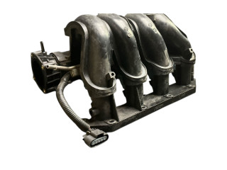 Всасывающий коллектор 14001aw400, 14001AW400 Nissan Almera Tino