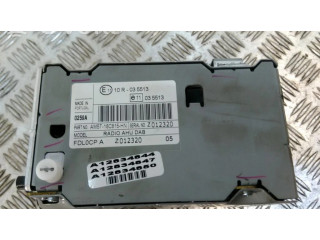 Радио/ проигрыватель CD/DVD / навигация