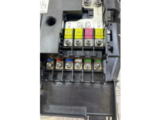 Pojistková skříňka 7P0937548J, 7P0937548 Porsche Cayenne (92A) 2011