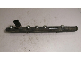 Топливная рампа 0445214024 Mitsubishi Carisma 1.9