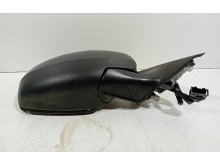 Зеркало электрическое Skoda Fabia Mk2 (5J) 2007 - 2014 года