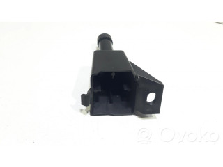 Опорная ножка капота двигателя