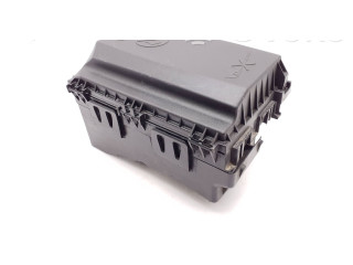 Pojistková skříňka 13368645, 1110132AB Opel Zafira C 2013